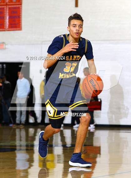 Thumbnail 3 in West Torrance vs. Santa Monica (Bishop Montgomery Shootout) photogallery.