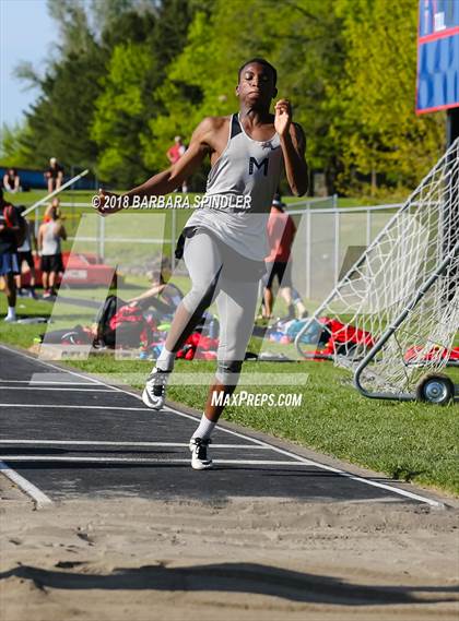 Thumbnail 3 in Mountainside Westview (Long Jump) photogallery.
