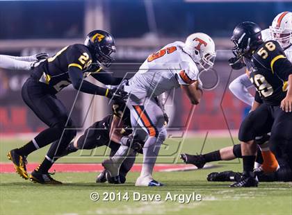 Thumbnail 1 in Roy vs. Timpview (UHSAA 4A Final) photogallery.