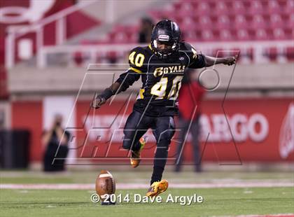 Thumbnail 3 in Roy vs. Timpview (UHSAA 4A Final) photogallery.
