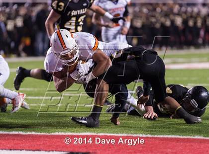 Thumbnail 2 in Roy vs. Timpview (UHSAA 4A Final) photogallery.