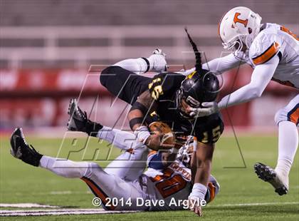 Thumbnail 1 in Roy vs. Timpview (UHSAA 4A Final) photogallery.