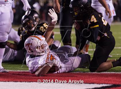 Thumbnail 2 in Roy vs. Timpview (UHSAA 4A Final) photogallery.