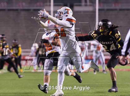 Thumbnail 1 in Roy vs. Timpview (UHSAA 4A Final) photogallery.