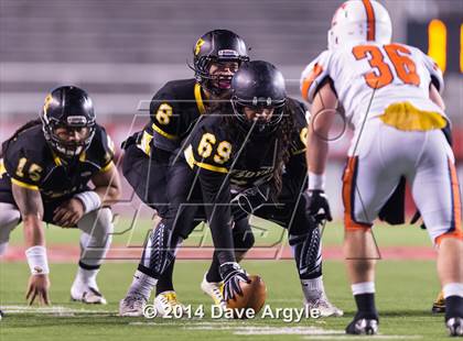 Thumbnail 1 in Roy vs. Timpview (UHSAA 4A Final) photogallery.