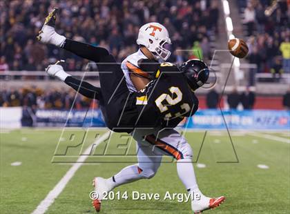 Thumbnail 3 in Roy vs. Timpview (UHSAA 4A Final) photogallery.