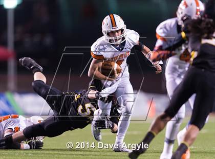 Thumbnail 2 in Roy vs. Timpview (UHSAA 4A Final) photogallery.