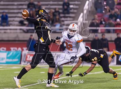 Thumbnail 1 in Roy vs. Timpview (UHSAA 4A Final) photogallery.