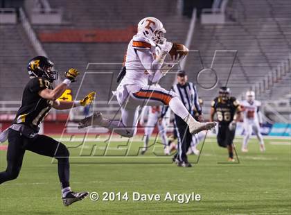Thumbnail 2 in Roy vs. Timpview (UHSAA 4A Final) photogallery.