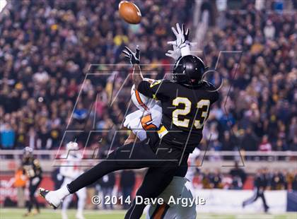 Thumbnail 2 in Roy vs. Timpview (UHSAA 4A Final) photogallery.