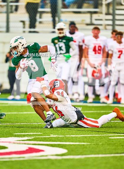 Thumbnail 2 in Bridgeland vs. Waxahachie (UIL 6A D1 Football Regional) photogallery.