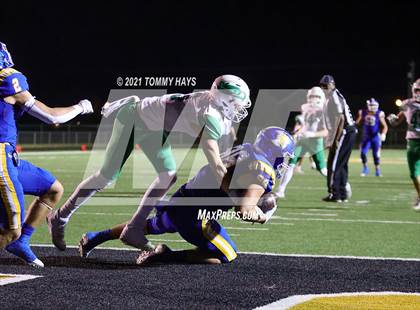 Thumbnail 2 in Brock vs. Wall (UIL 3A Bi-District) photogallery.