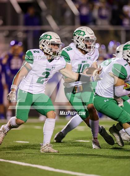 Thumbnail 1 in Brock vs. Wall (UIL 3A Bi-District) photogallery.