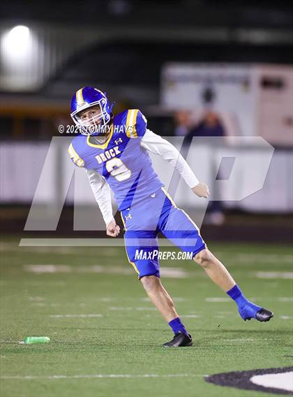 Thumbnail 1 in Brock vs. Wall (UIL 3A Bi-District) photogallery.