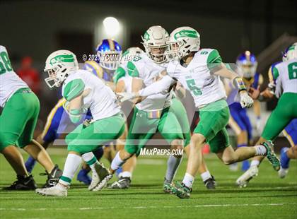 Thumbnail 2 in Brock vs. Wall (UIL 3A Bi-District) photogallery.