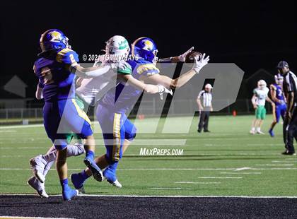 Thumbnail 2 in Brock vs. Wall (UIL 3A Bi-District) photogallery.