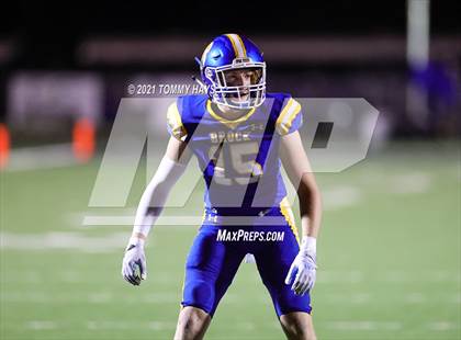 Thumbnail 1 in Brock vs. Wall (UIL 3A Bi-District) photogallery.