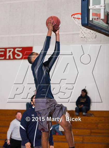 Thumbnail 1 in Turlock vs. Freedom photogallery.