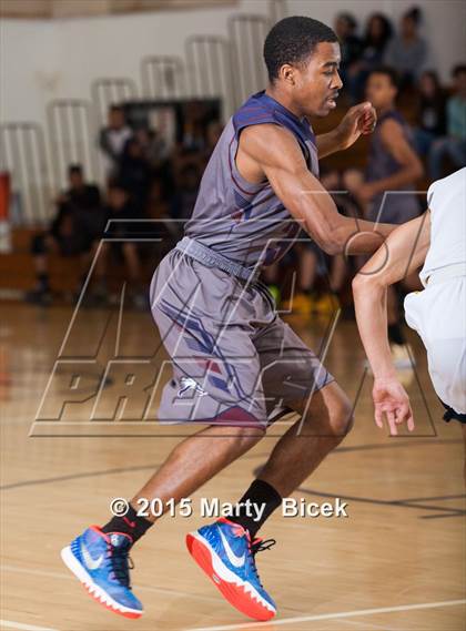 Thumbnail 3 in Turlock vs. Freedom photogallery.