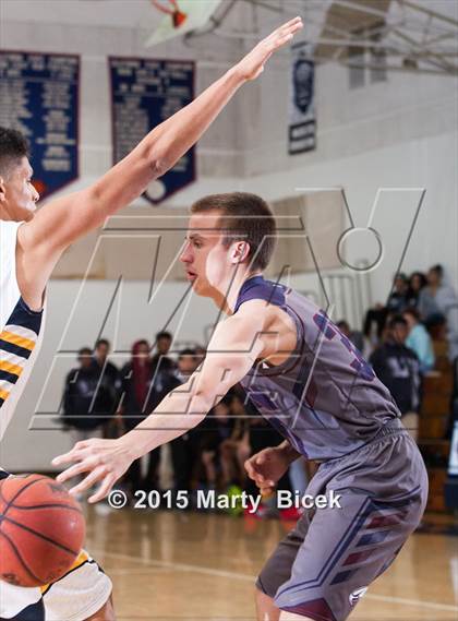 Thumbnail 2 in Turlock vs. Freedom photogallery.