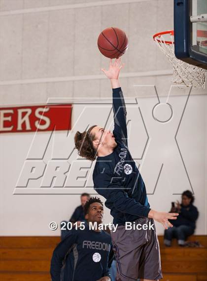 Thumbnail 2 in Turlock vs. Freedom photogallery.
