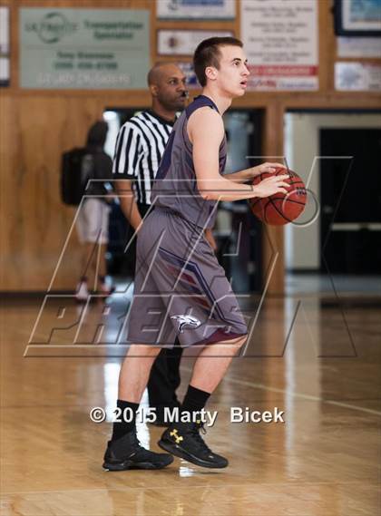 Thumbnail 1 in Turlock vs. Freedom photogallery.