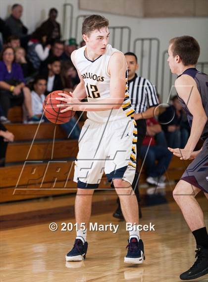 Thumbnail 2 in Turlock vs. Freedom photogallery.