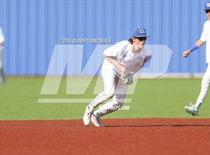 Thumbnail 2 in Liberty-Eylau vs. Gunter (UIL 3A Region 2 Div 1 Region Finals) photogallery.