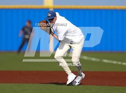 Thumbnail 1 in Liberty-Eylau vs. Gunter (UIL 3A Region 2 Div 1 Region Finals) photogallery.