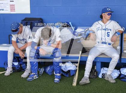 Thumbnail 2 in Liberty-Eylau vs. Gunter (UIL 3A Region 2 Div 1 Region Finals) photogallery.