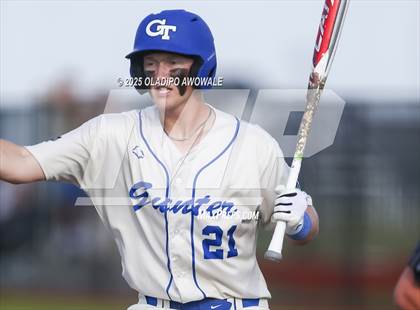Thumbnail 2 in Liberty-Eylau vs. Gunter (UIL 3A Region 2 Div 1 Region Finals) photogallery.