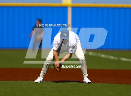 Thumbnail 3 in Liberty-Eylau vs. Gunter (UIL 3A Region 2 Div 1 Region Finals) photogallery.