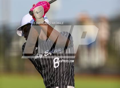 Thumbnail 1 in Liberty-Eylau vs. Gunter (UIL 3A Region 2 Div 1 Region Finals) photogallery.