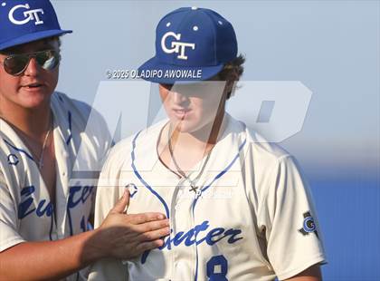 Thumbnail 3 in Liberty-Eylau vs. Gunter (UIL 3A Region 2 Div 1 Region Finals) photogallery.