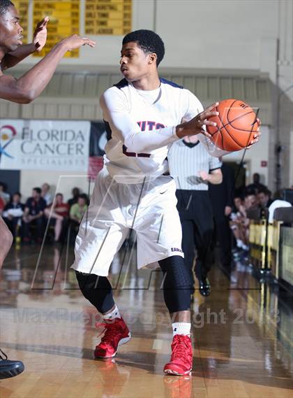 Thumbnail 1 in Milton vs. Montverde Academy (City of Palms Classic) photogallery.