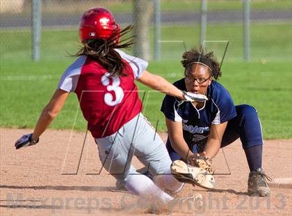 Thumbnail 1 in East Jackson vs. Michigan Center photogallery.