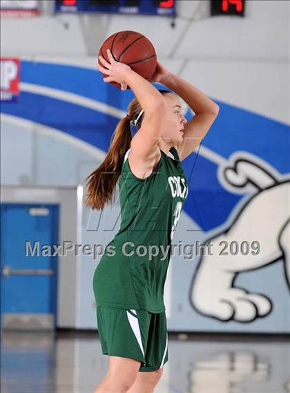 Thumbnail 3 in Colfax vs. Elk Grove (Bulldog Winter Classic) photogallery.