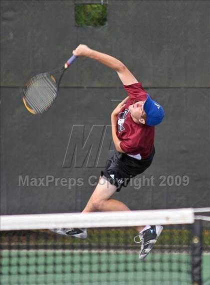 Thumbnail 3 in Alpharetta vs Northview (5A Round 2 Playoffs) photogallery.