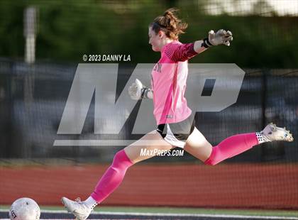 Thumbnail 3 in Oakton @ James Madison photogallery.