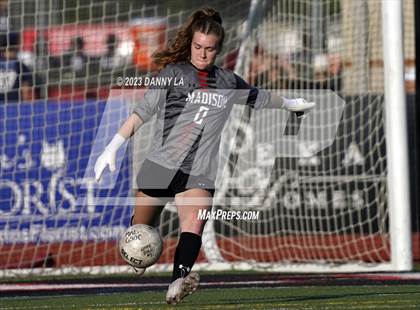 Thumbnail 3 in Oakton @ James Madison photogallery.