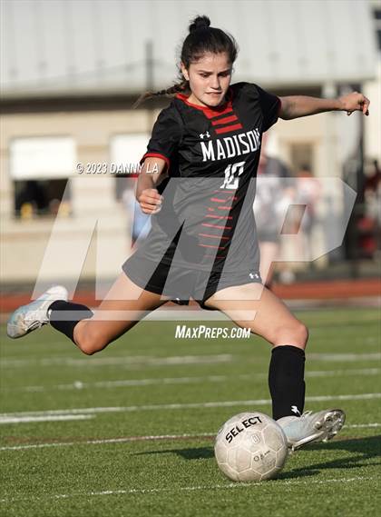 Thumbnail 2 in Oakton @ James Madison photogallery.