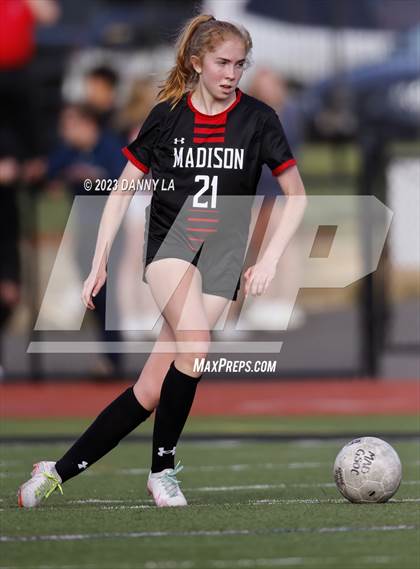 Thumbnail 2 in Oakton @ James Madison photogallery.