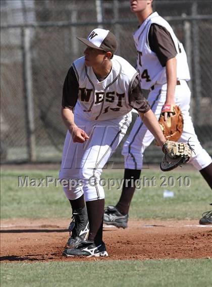 Thumbnail 2 in West vs. Deer Valley (Righetti Spring Classic) photogallery.