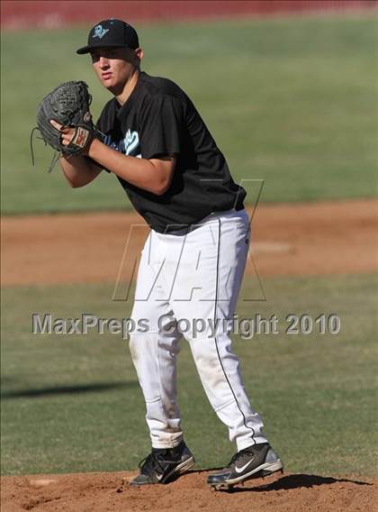Thumbnail 1 in West vs. Deer Valley (Righetti Spring Classic) photogallery.