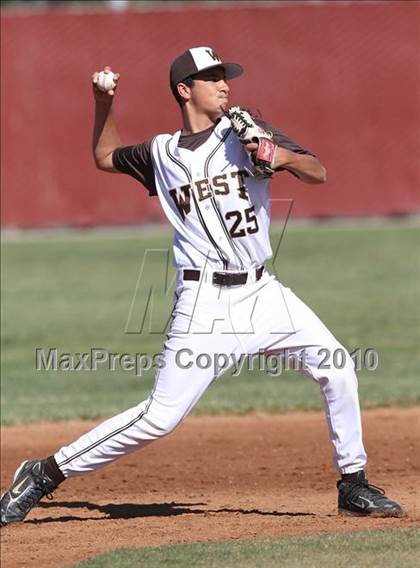 Thumbnail 2 in West vs. Deer Valley (Righetti Spring Classic) photogallery.