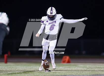 Thumbnail 1 in Park Hill South @ Staley (MSHSAA Class 6 District 8 Playoff) photogallery.