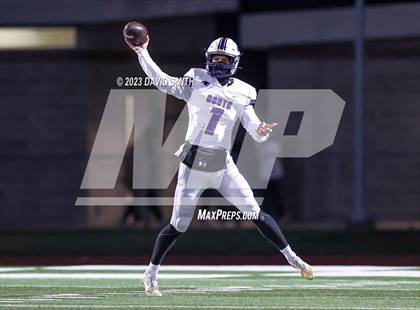 Thumbnail 3 in Park Hill South @ Staley (MSHSAA Class 6 District 8 Playoff) photogallery.