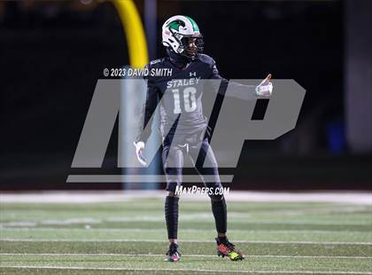 Thumbnail 3 in Park Hill South @ Staley (MSHSAA Class 6 District 8 Playoff) photogallery.