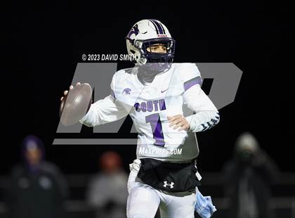 Thumbnail 1 in Park Hill South @ Staley (MSHSAA Class 6 District 8 Playoff) photogallery.