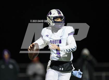 Thumbnail 3 in Park Hill South @ Staley (MSHSAA Class 6 District 8 Playoff) photogallery.